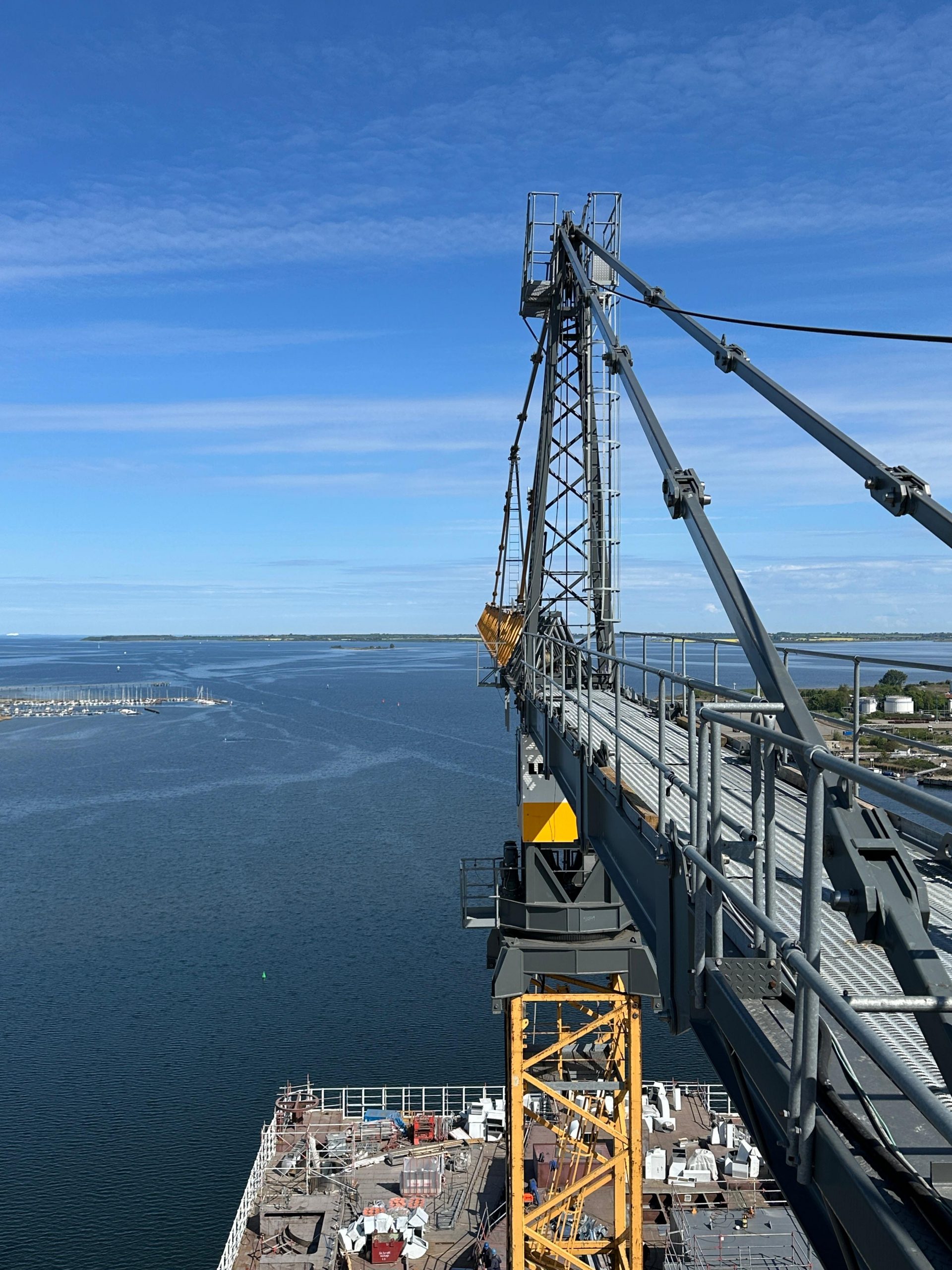 Bekra Baumaschinen_Bilder von Einsätzen und Baukranen_Liebherr